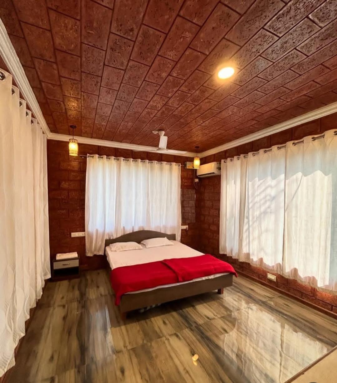 Redstone Farmhouse Kashid Екстериор снимка